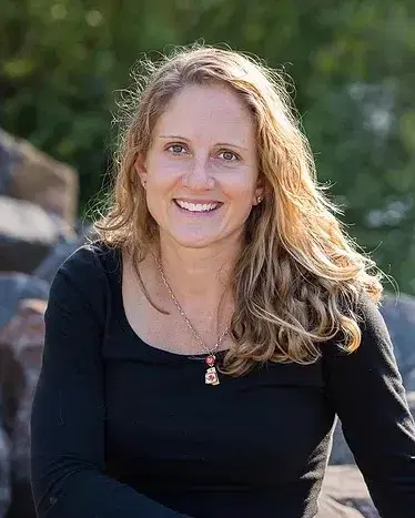 Portrait of Dr. Jennifer Morrow, founder of Mend Health